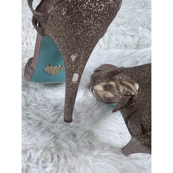 Betsey Johnson Shoes Womens Size 7 Rose Gold Glitter High Heel Sandals SB Tee - Picture 7 of 13